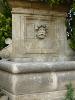 GRANDE FONTAINE BACCHUS EN PIERRE BLANCHE DE CASSIS.