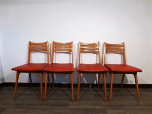 4 CHAISES VINTAGE 1960.