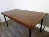 GRANDE TABLE A MANGER VINTAGE EN PALISSANDRE ET METAL.