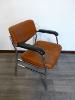 FAUTEUIL VINTAGE MARRON ET NOIR. 1970.