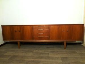 ENFILADE SCANDINAVE FRISTHO EN TECK. 1960