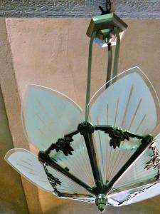 LUSTRE ART DECO.