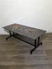 TABLE BASSE EN CERAMIQUE ET METAL. SIGNEE ADRI 1970