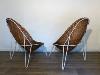 PAIRE DE FAUTEUIL CORBEILLE EN ROTIN ET METAL .1960